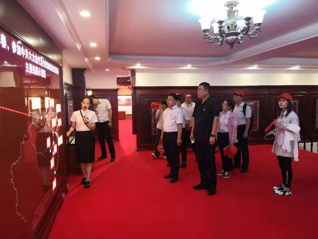 中林實業(yè)黨總支組織開展 “加強黨史學習 鑄牢初心使命” 主題黨日活動(圖1) 中林實業(yè)黨總支組織開展 “加強黨史學習 鑄牢初心使命” 主題黨日活動(圖1)